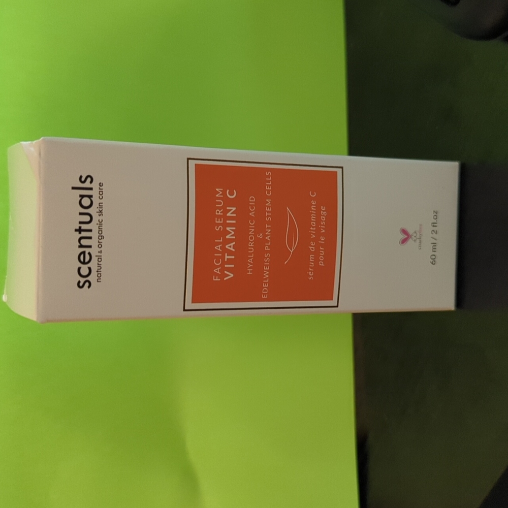 Scentuals Facial Serum Vitamin C - 2 oz. / 60 ml, new in box